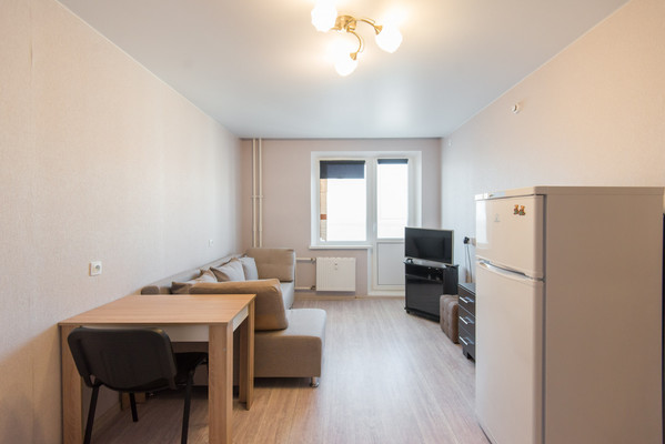 Купить --комнатную квартиру