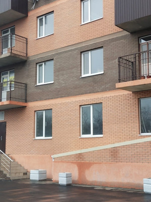 Купить --комнатную квартиру